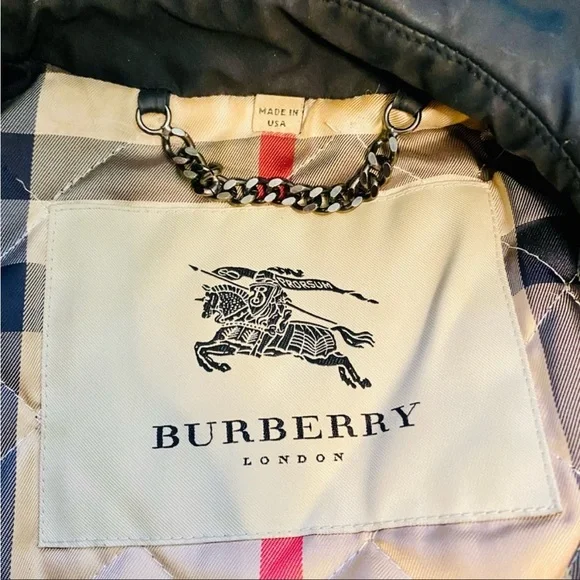 Black classic BURBERRY Winter trench